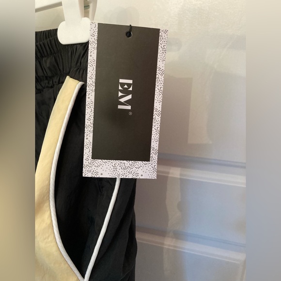 Brand new parachute pants US M - Picture 3 of 8